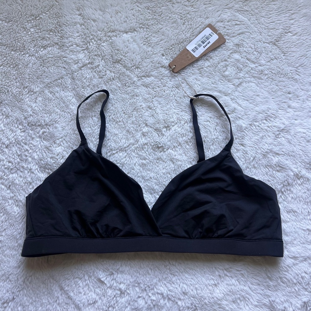SKIMS Fits Everybody Crossover Bralette Onyx Black BR-TRI-0235 Womens Size M NWT